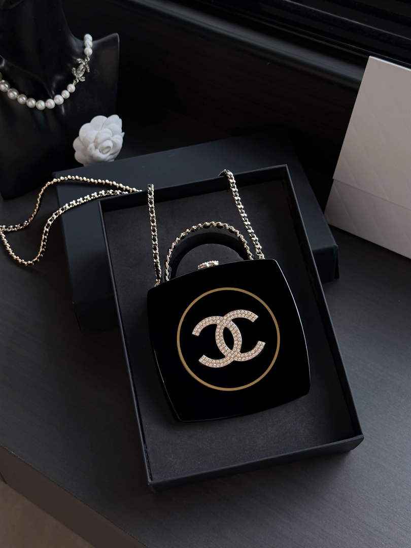 Chanel Mini evening bag, Plexi & gold-tone metal, AS5652