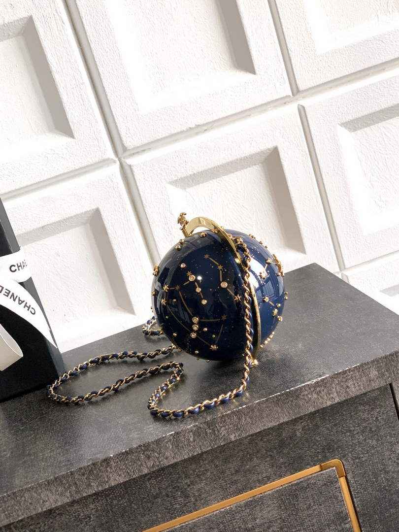Chanel Evening bag Resin Strass Gold AS6272