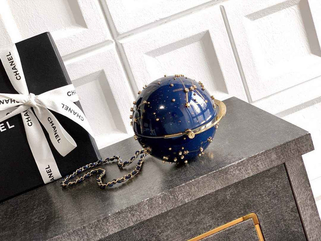 Chanel Evening bag Resin Strass Gold AS6272