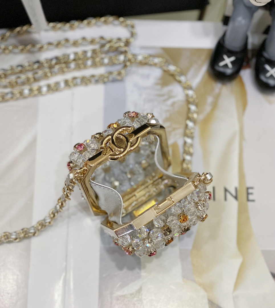 Chanel Evening Shoulder bag AS3769 crystal Gold