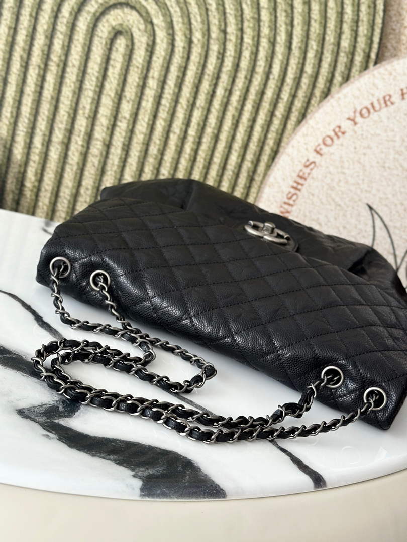 Chanel flap bag A2224, Grained calfskin black