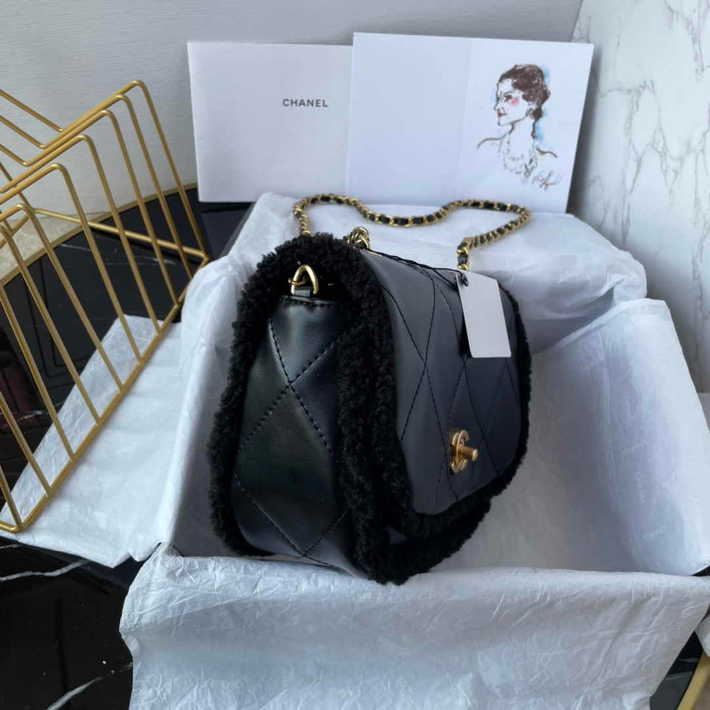 Chanel Flap bag A53557 Leather Black