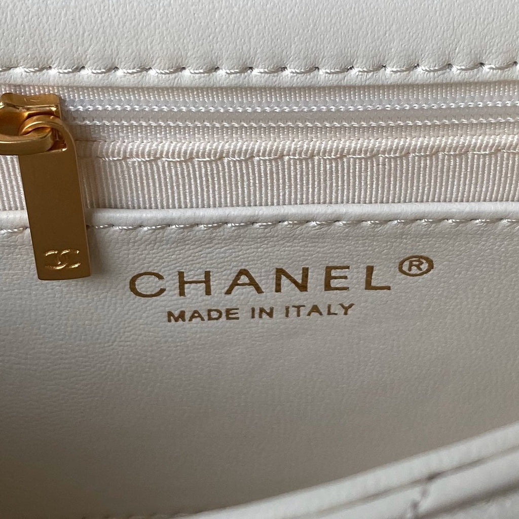 Chanel Flap Bag AS4451 Shiny Lambskin White