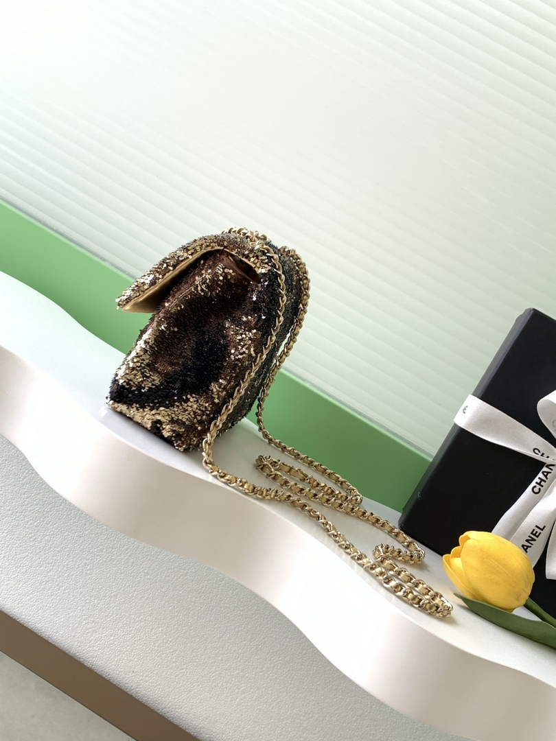 Chanel Flap bag, AS4561 Sequins, Black & Gold
