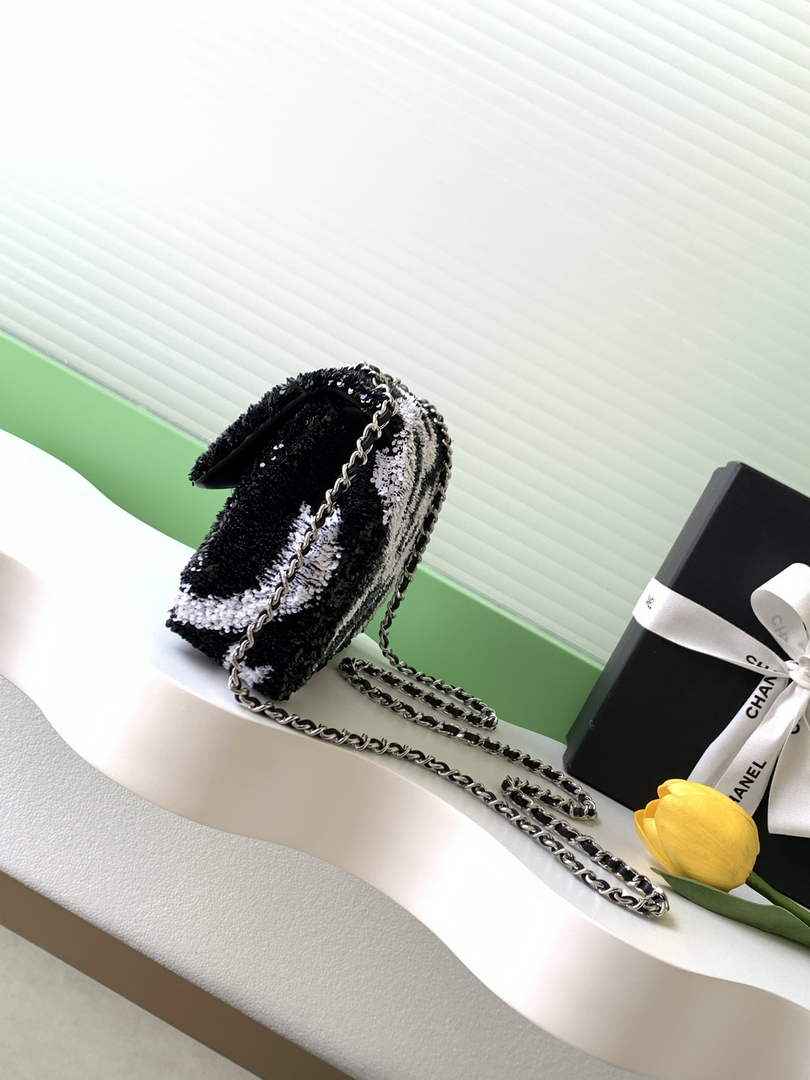 Chanel Flap bag, AS4561 Sequins, Black & White
