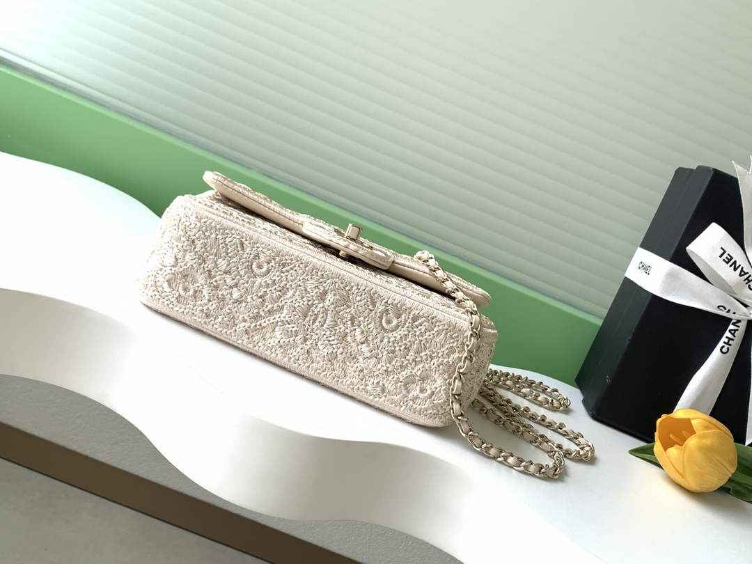 Chanel Flap bag, AS4561 Knit Beige