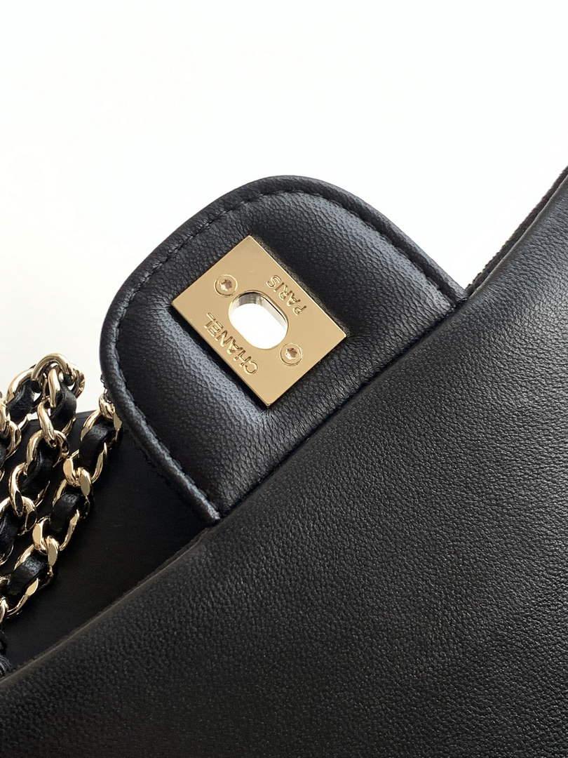Chanel Flap bag, AS4561 Knit Black