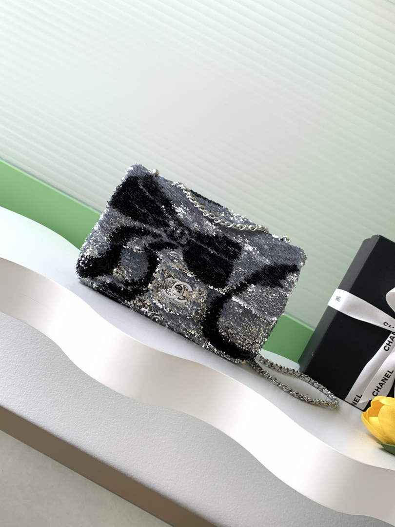Chanel Flap bag, AS4561 Sequins, Black & Silver