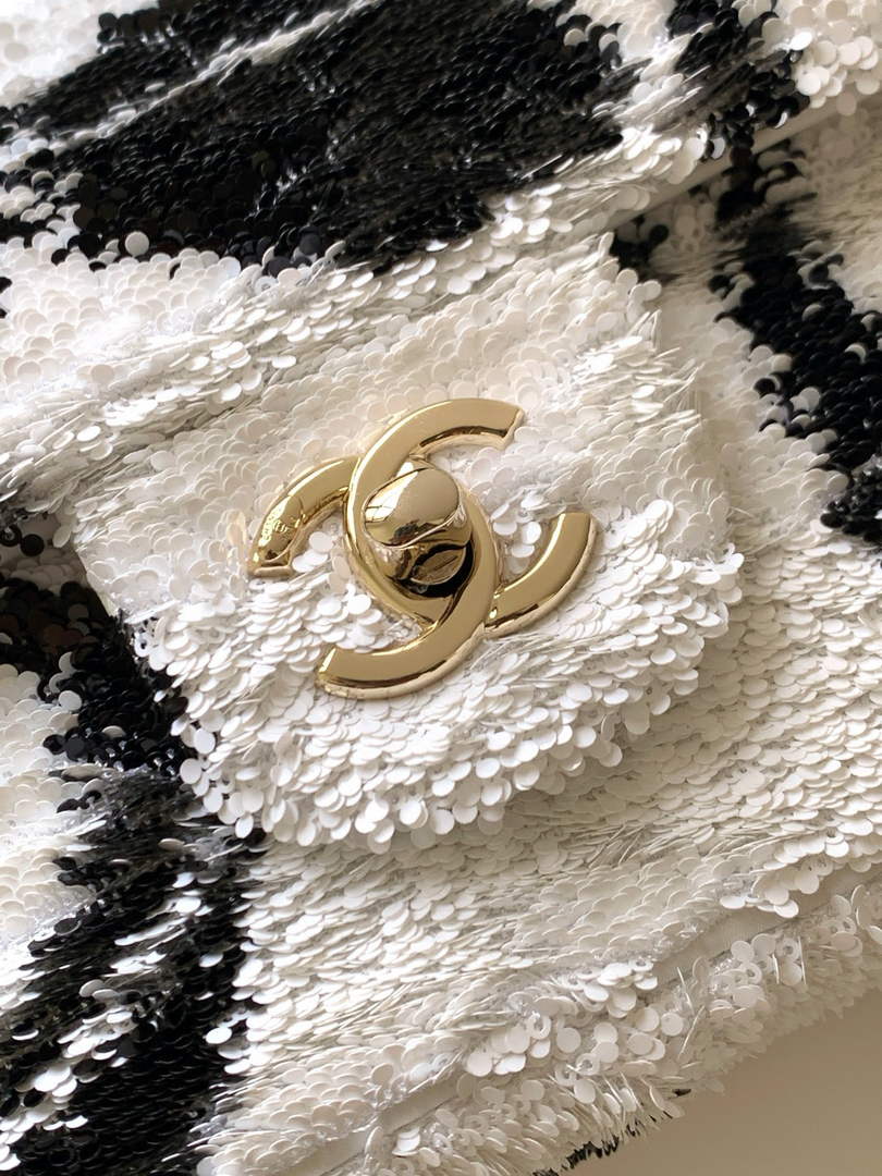Chanel Flap bag, AS4561 Sequins, White & Black
