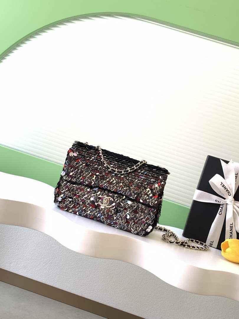 Chanel Flap bag, Sequins, AS4561 Black & Red