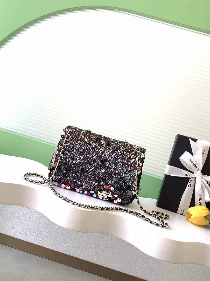 Chanel Flap bag, Sequins, AS4561 Black & Red