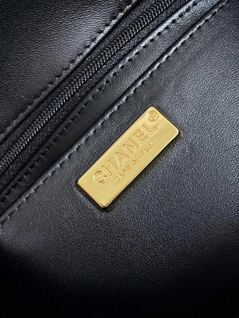 Chanel Shoulder bag, AS4561, Sequins Black Gold
