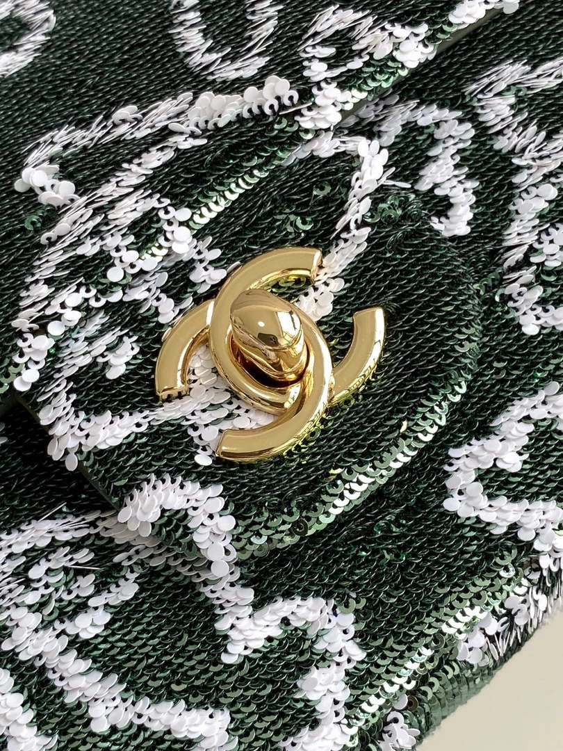 Chanel Shoulder bag, AS4561, Quilted Sequins Green