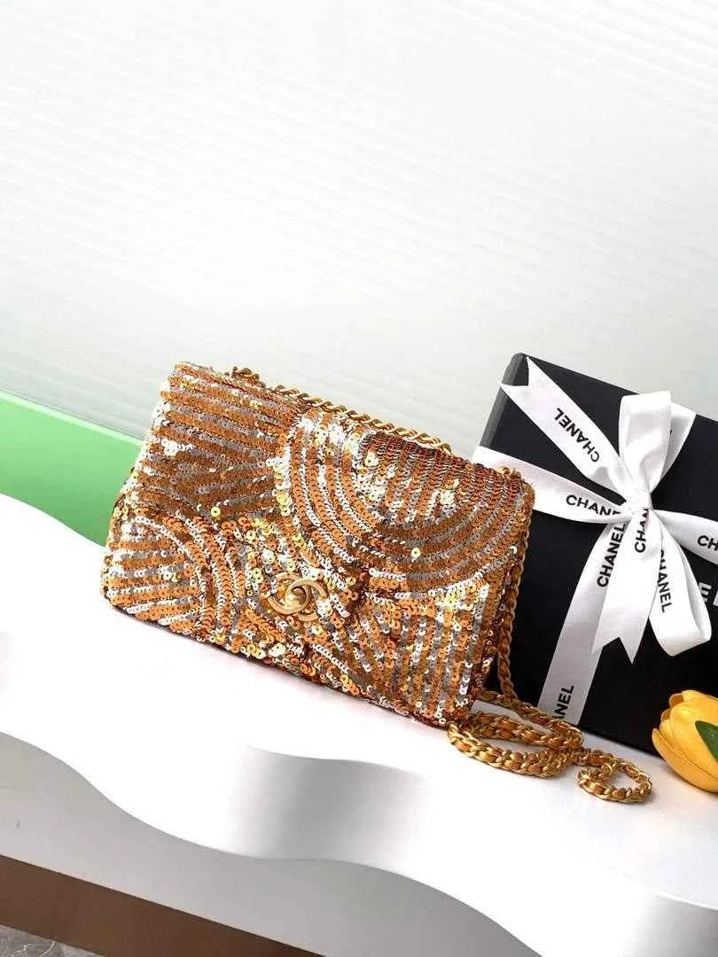 Chanel Shoulder bag, AS4561, Sequins Gold