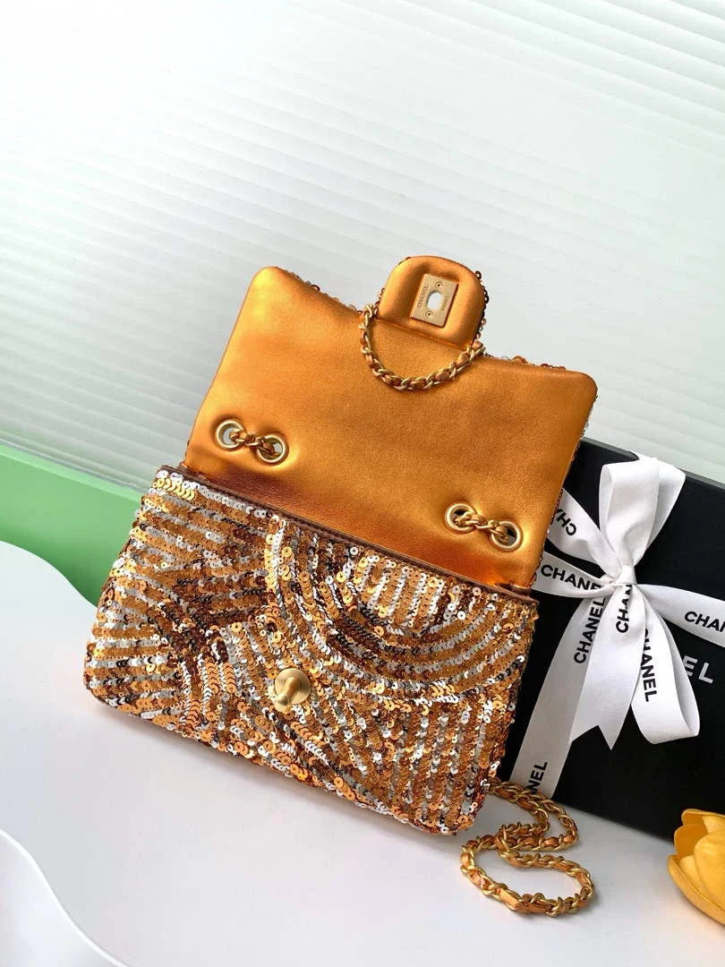 Chanel Shoulder bag, AS4561, Sequins Gold