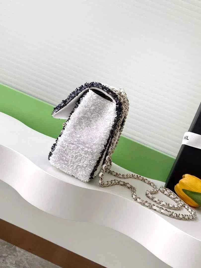 Chanel Shoulder bag, AS4561, Quilted Sequins