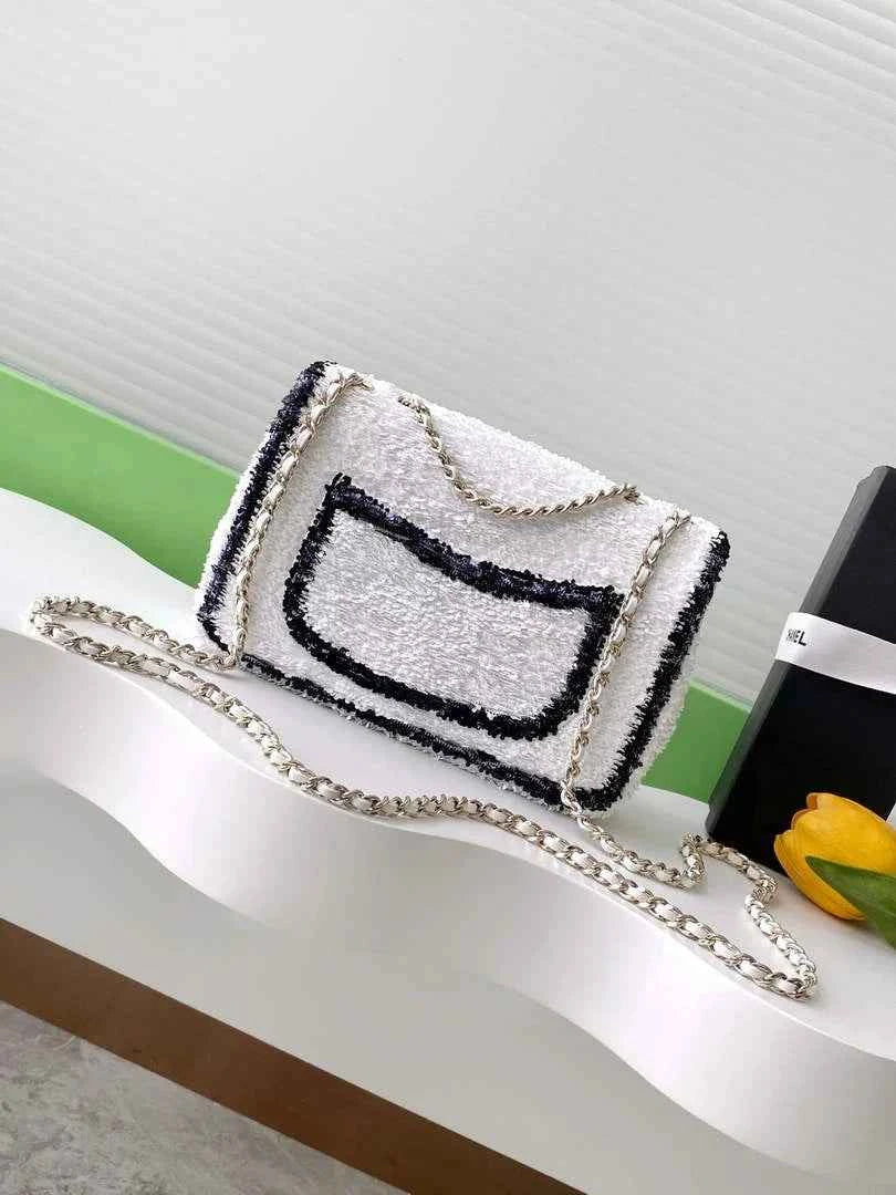 Chanel Shoulder bag, AS4561, Quilted Sequins