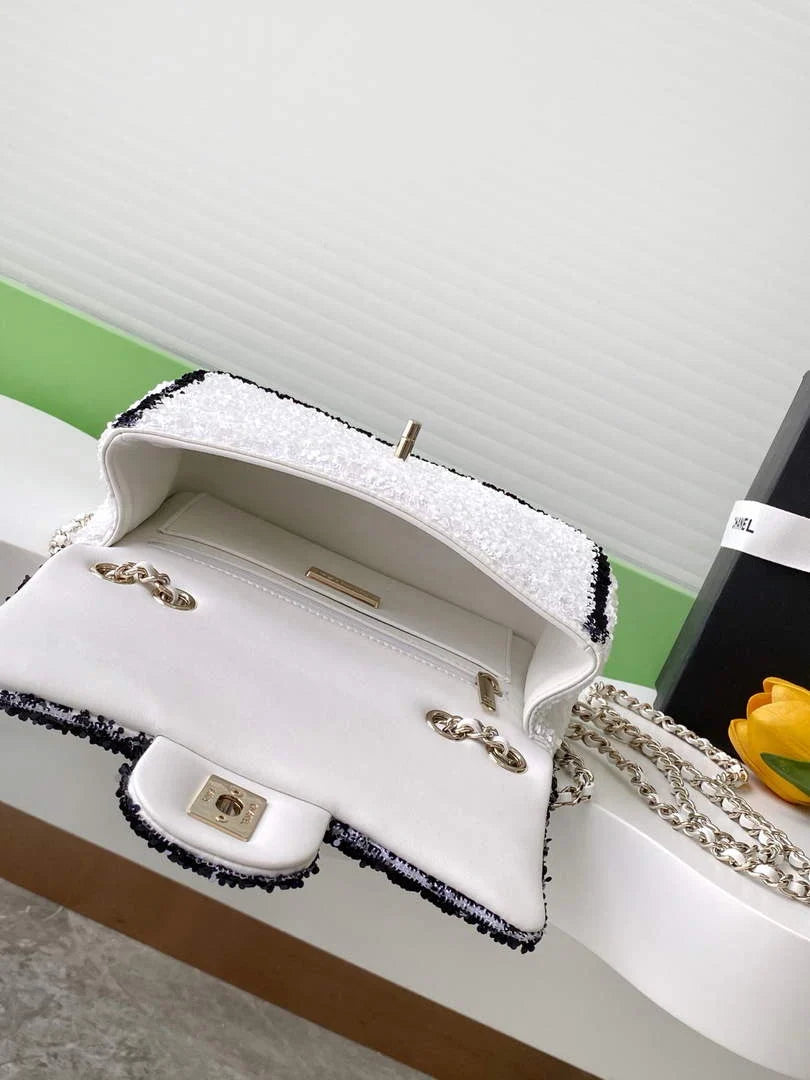 Chanel Shoulder bag, AS4561, Quilted Sequins