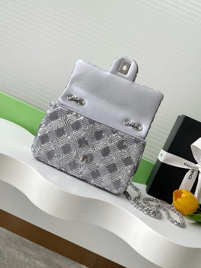 Chanel Flap bag, AS4561, Quilted Sequins