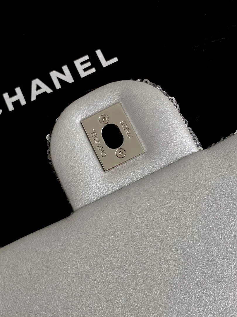 Chanel Flap bag, AS4561, Quilted Sequins