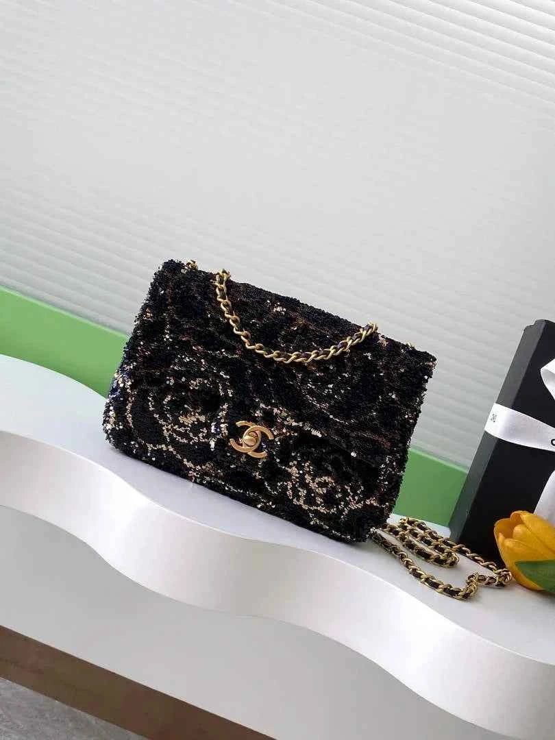 Chanel Flap Shoulder bag, AS4561 Sequins Black