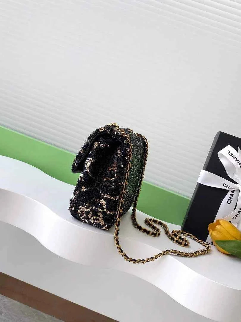 Chanel Flap Shoulder bag, AS4561 Sequins Black