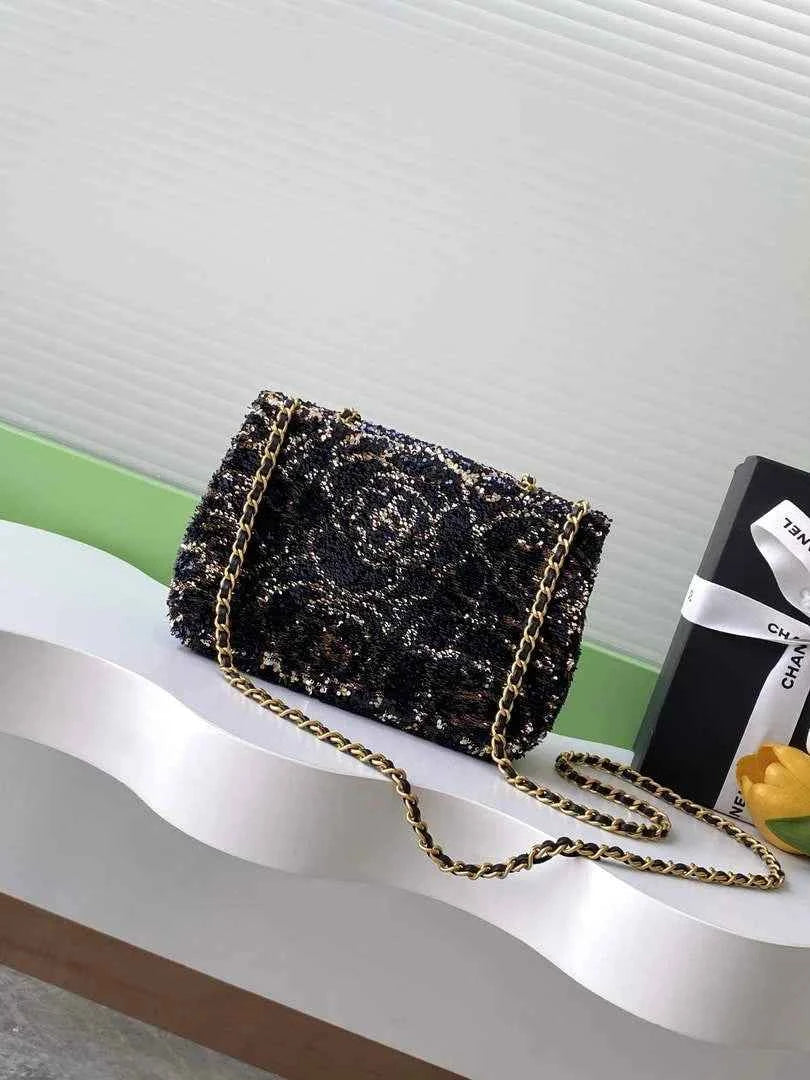 Chanel Flap Shoulder bag, AS4561 Sequins Black