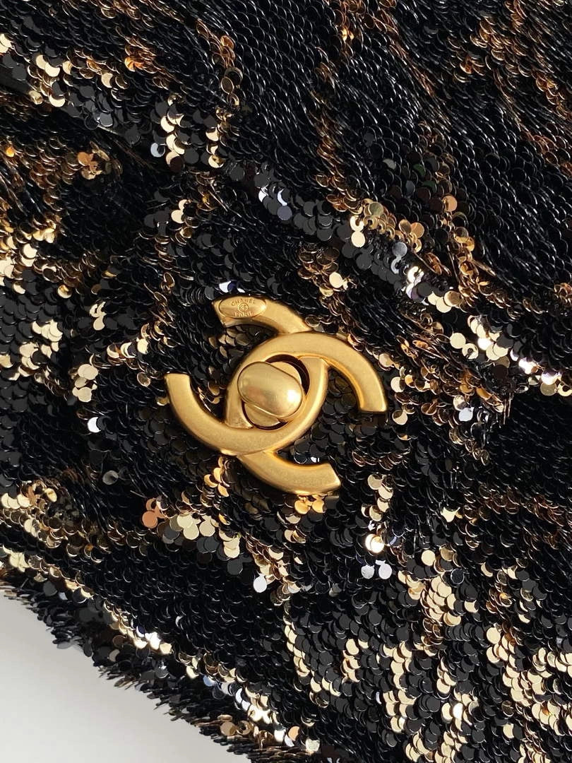 Chanel Flap Shoulder bag, AS4561 Sequins Black