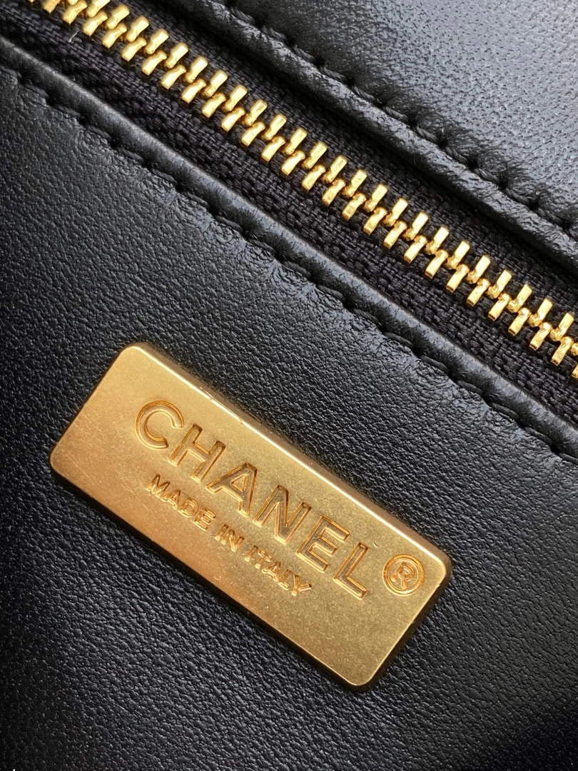 Chanel Flap Shoulder bag, AS4561 Sequins Black