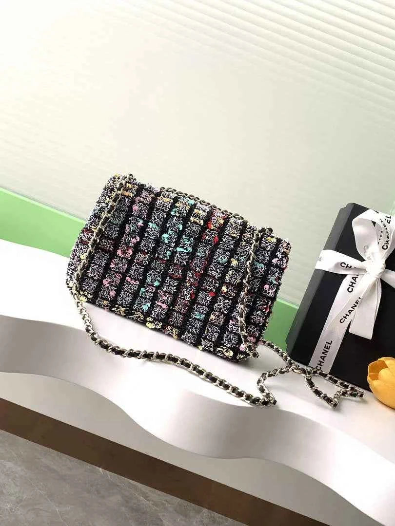 Chanel Shoulder Flap bag, AS4561 Sequins