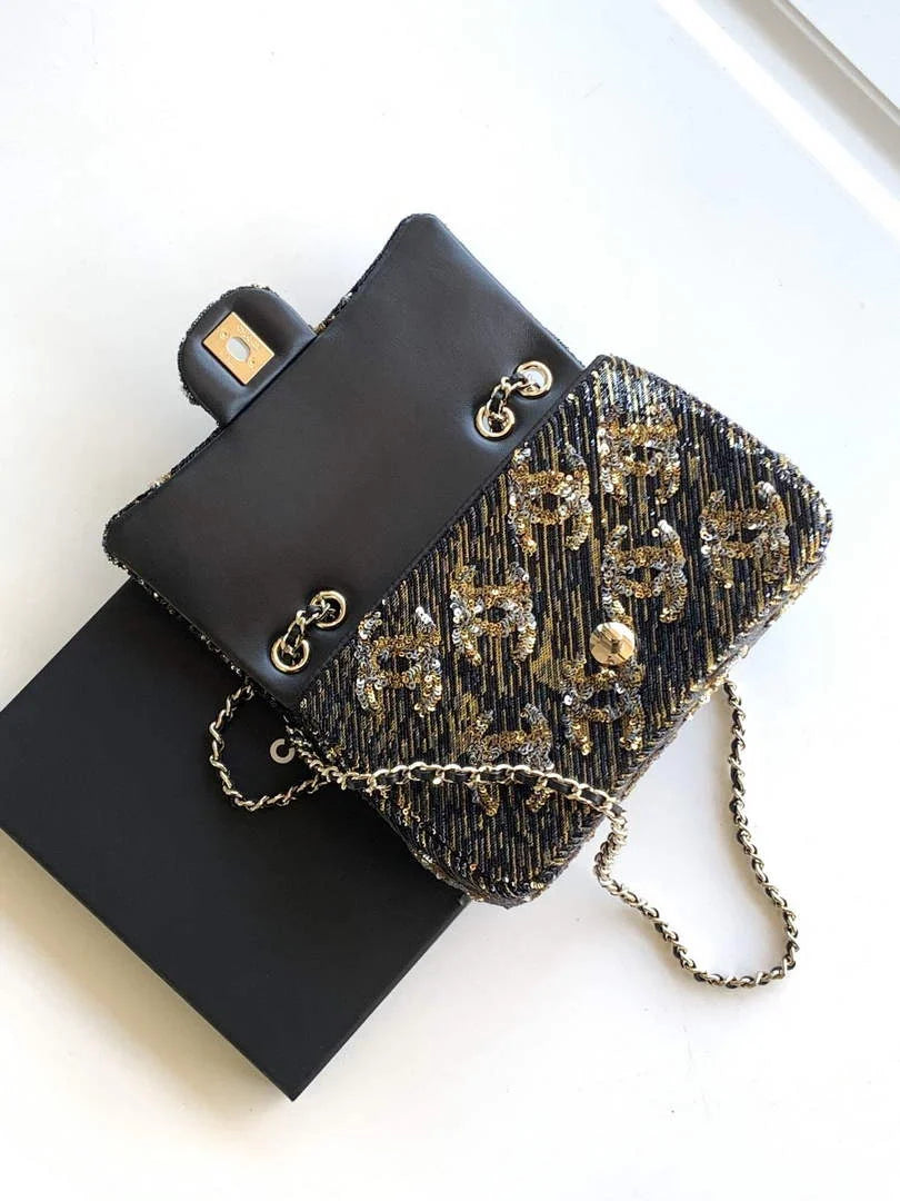 Chanel Shoulder Flap bag, AS4561