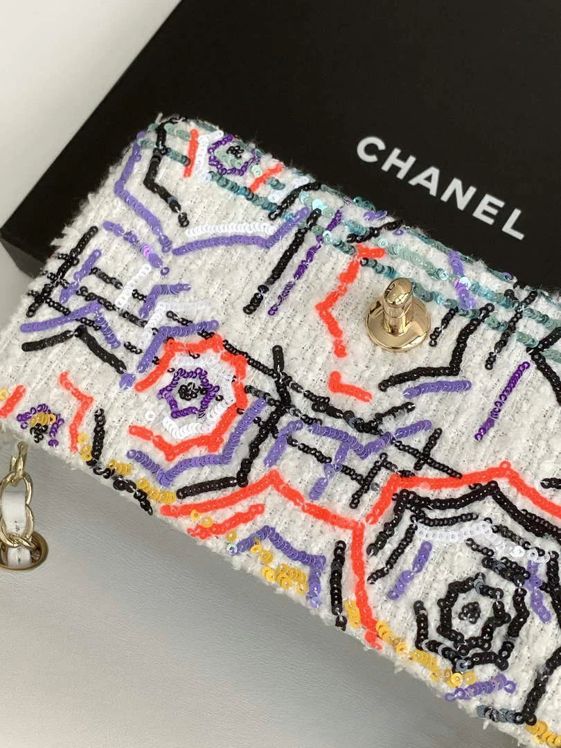Chanel Shoulder bag, White Fringed sequins,  AS4561
