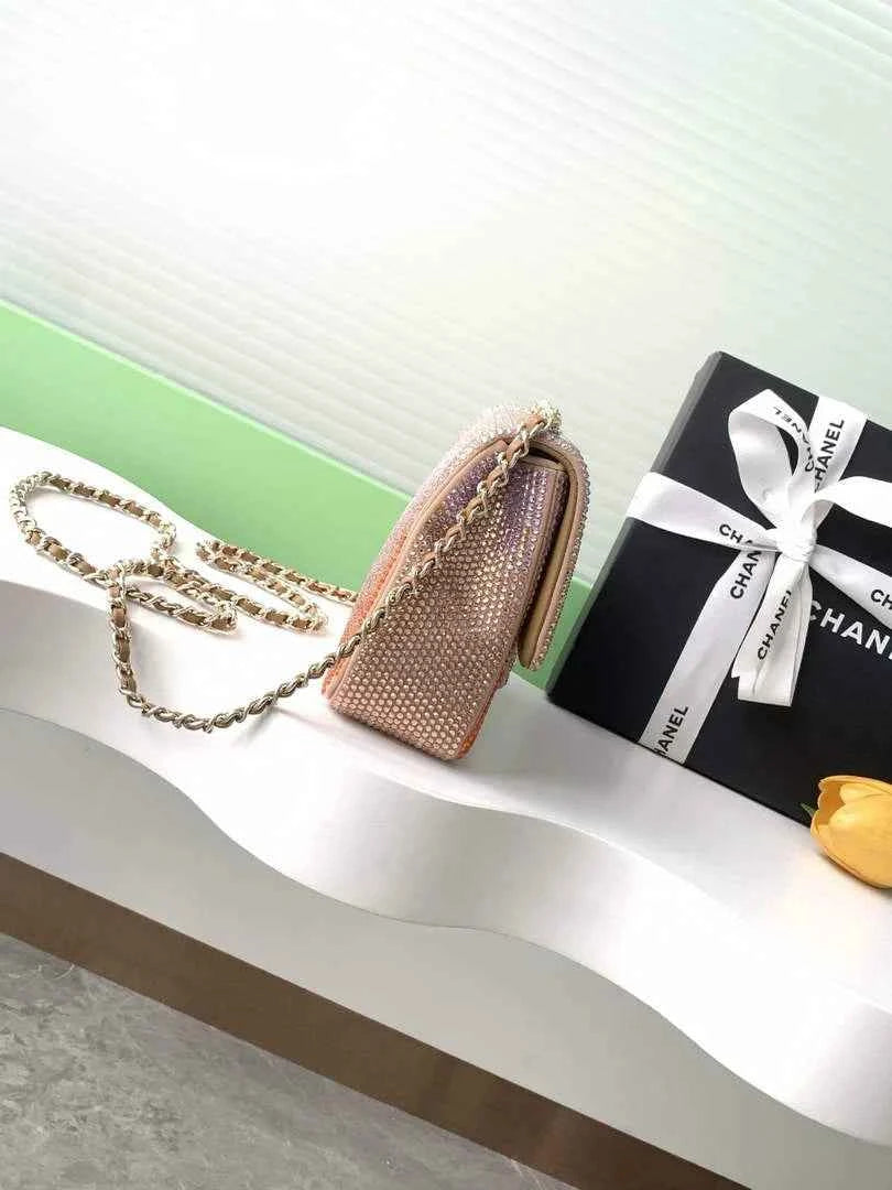 Chanel Shoulder bag, Beige Fringed sequins,  AS4561