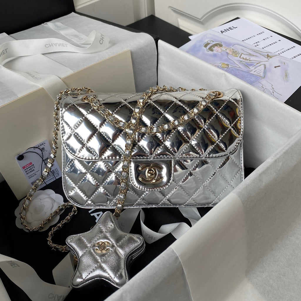 Chanel Flap bag star coin purse AS4648 Mirror calfskin Silver