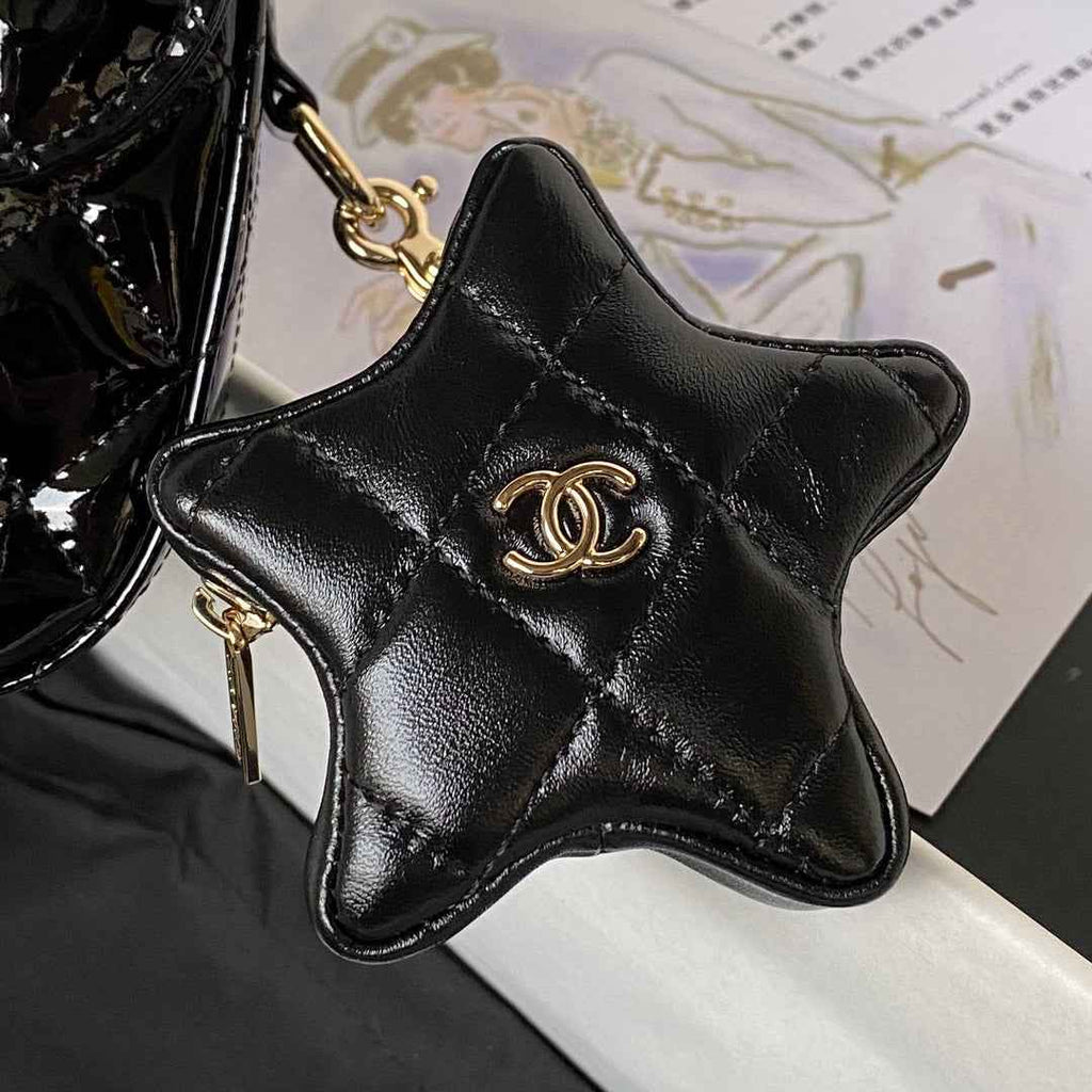 Chanel Flap bag star coin purse AS4648 Mirror calfskin Black