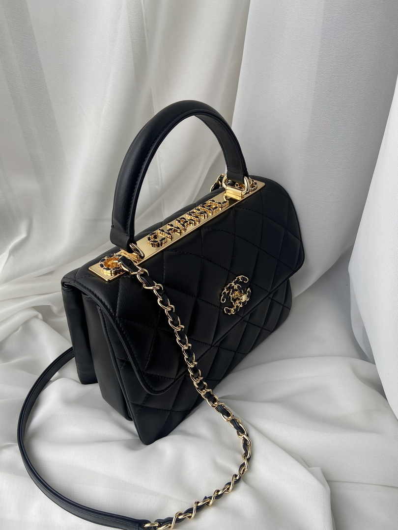 Chanel Flap bag with top handle A92236 Black Lambskin