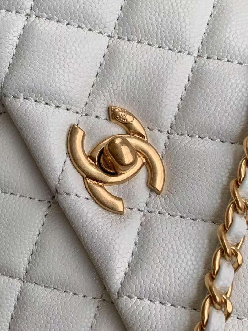 Chanel Flap bag with top handle A92990, White calfskin