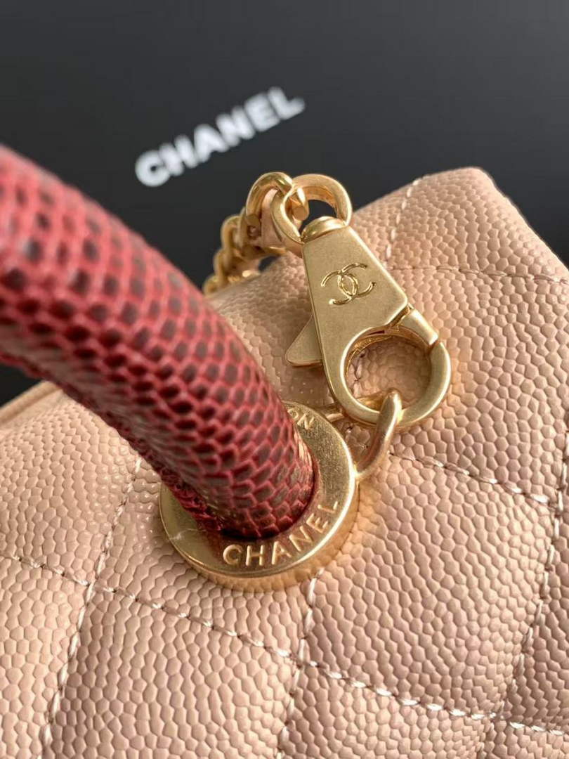 Chanel Flap bag with top handle A92990, Apricot Red calfskin