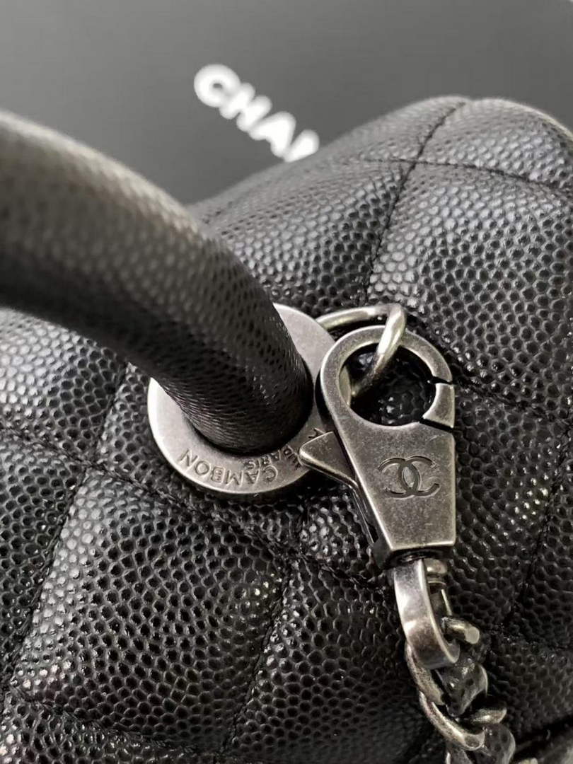 Chanel Flap bag with top handle A92990, Black Grained calfskin
