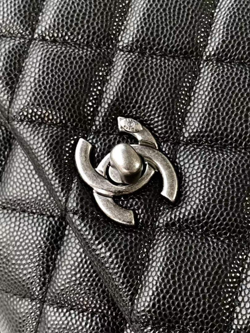 Chanel Flap bag with top handle A92990, Black Grained calfskin