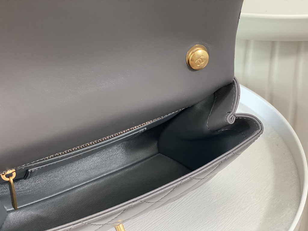 Chanel small flap bag with top handle AS5002, Gray shiny lambskin