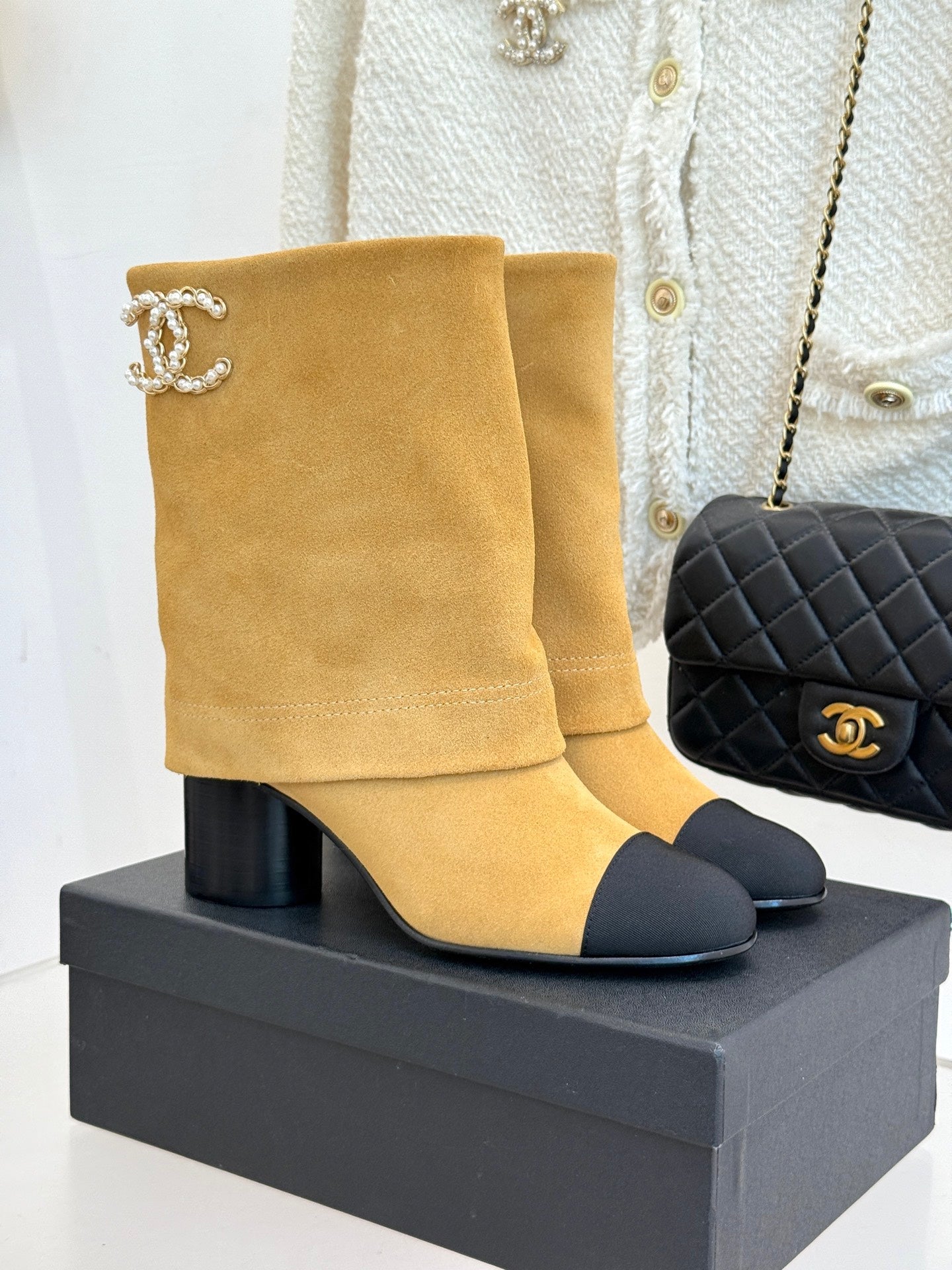 Chanel Short boots G46695