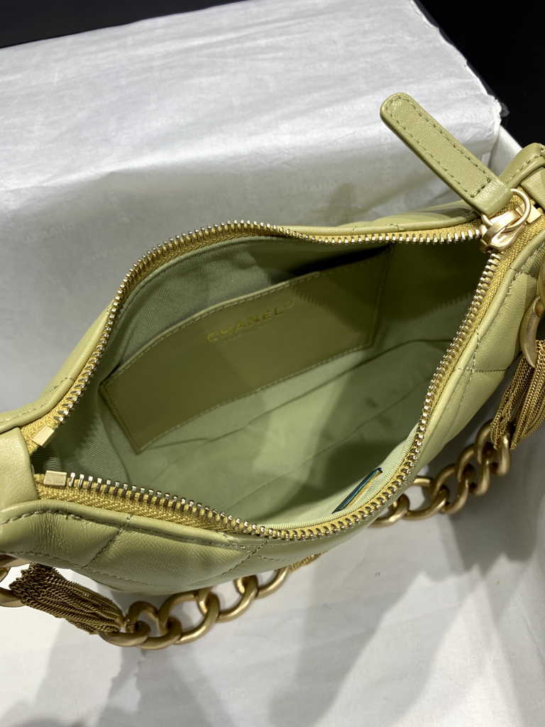 Chanel Hobo handbag Lambskin gold-tone metal green AS4220