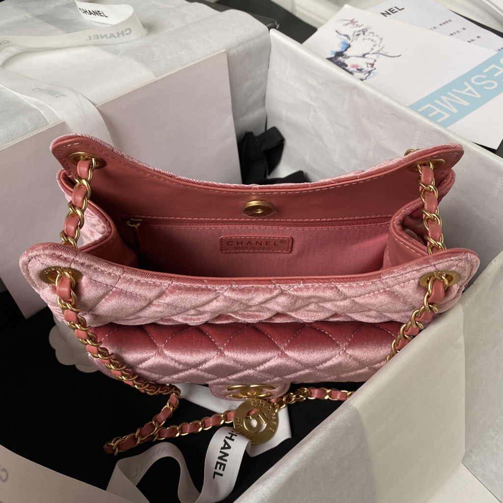 Chanel hobo handbag as4322, Cotton pink