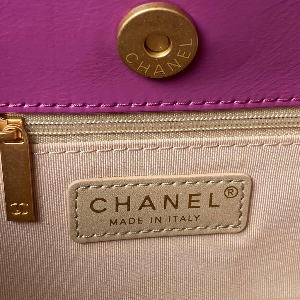 Chanel hobo handbag as4322, Calfskin purple