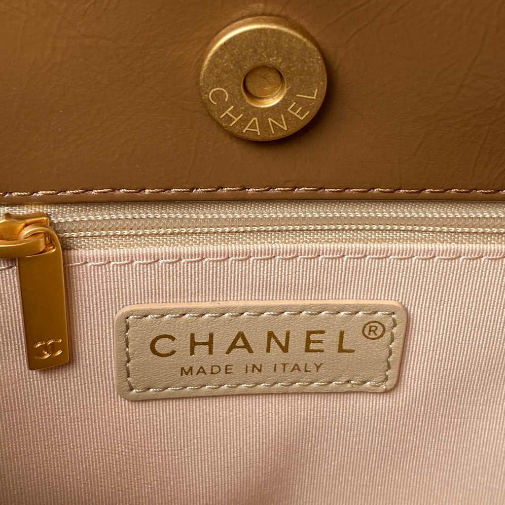 Chanel hobo handbag as4322, Calfskin brown