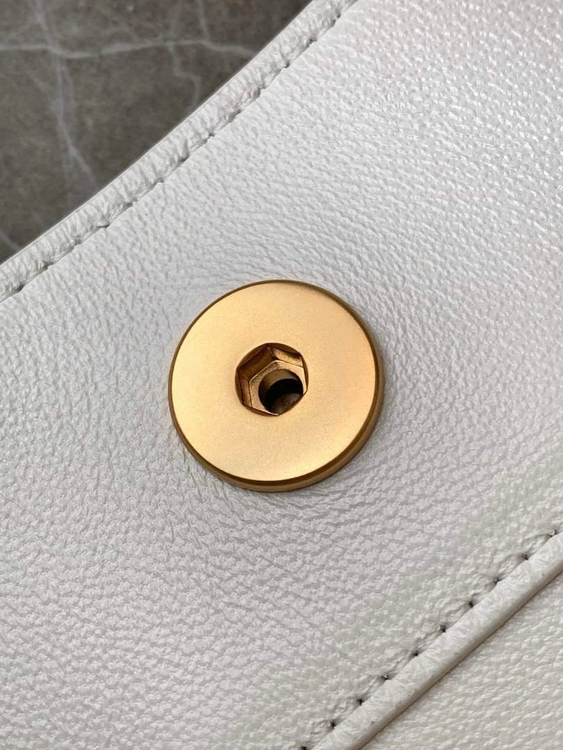 Chanel Hobo handbag, AS5403 Shiny lambskin