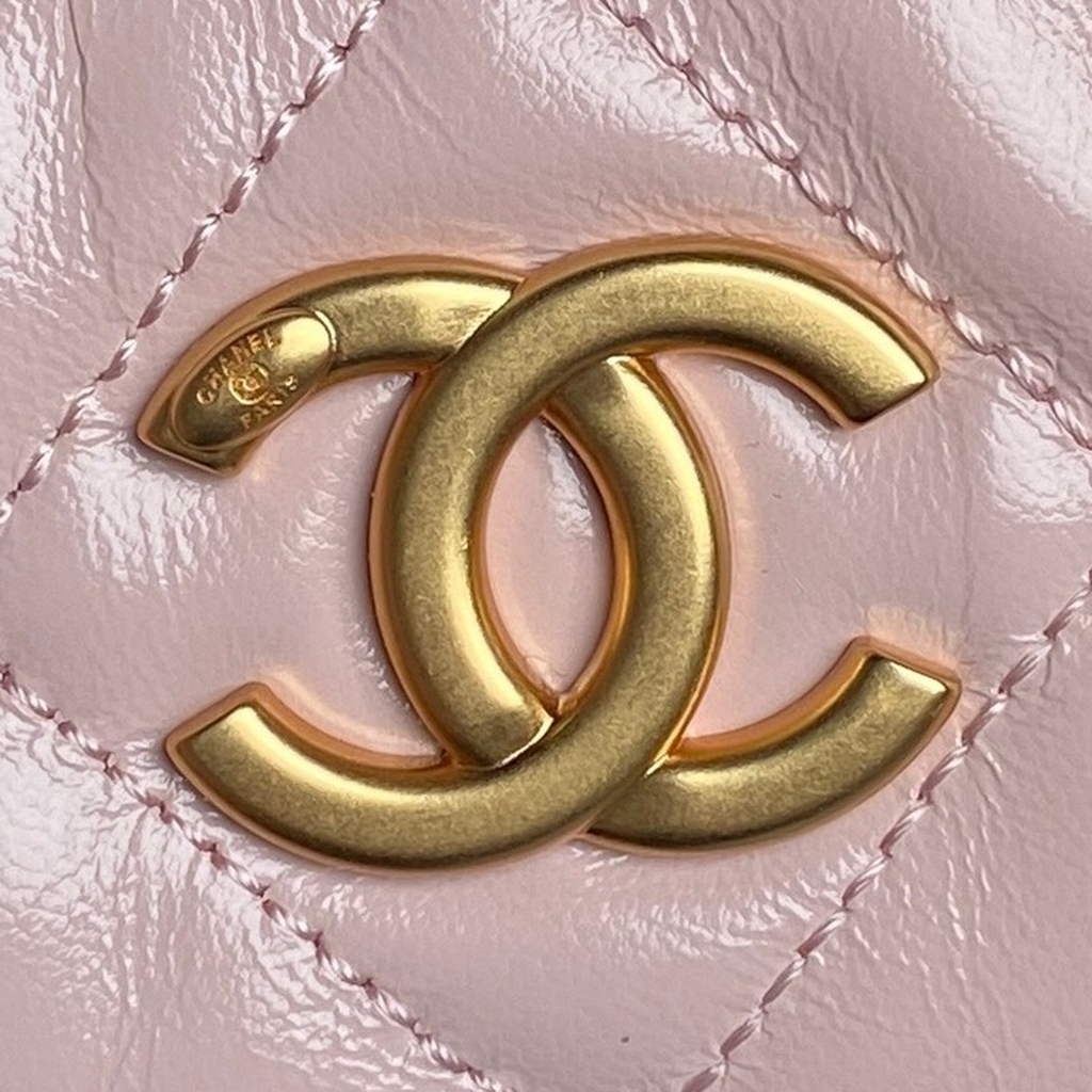 Chanel Hobo handbag, Metallic calfskin, AS5528 pink