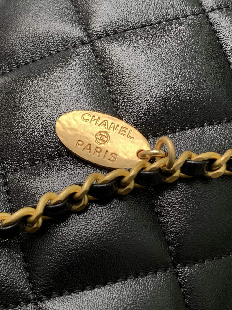 Chanel Hobo handbag, Metallic calfskin, AS5528 black