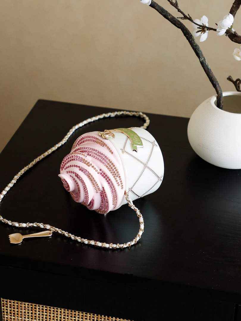 Chanel Ice Cream Minaudiere Plexi Strass, AS6019 pink